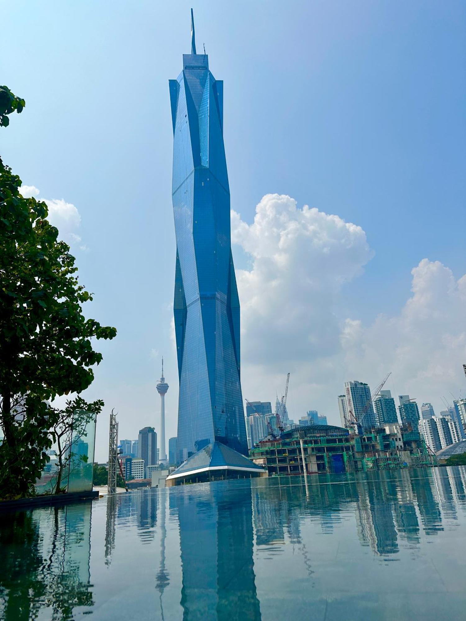 Pangsapuri Crystal At Opus Kuala Lumpur